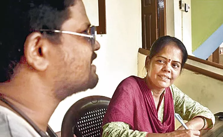 Rama Padmanabhan writes board exams  for blind students in Coimbatore Tamilnadu