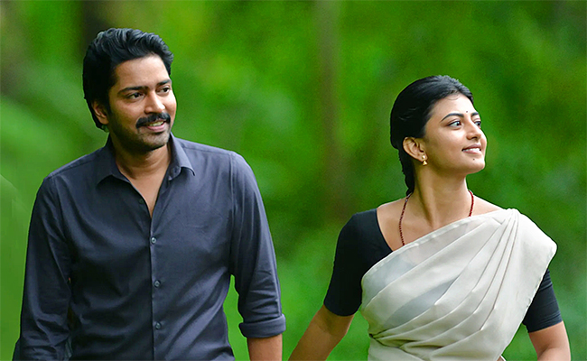 Itlu Maredumilli Prajaneekam Telugu Movie Review And Rating | Allari Naresh  | Anandi - Sakshi