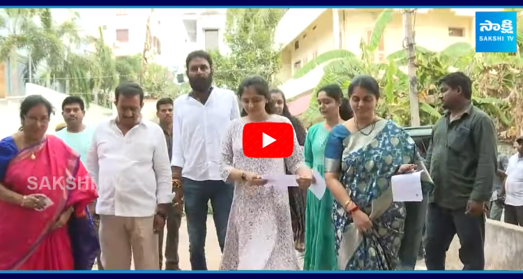 Kodali Nani And His Family Cast Their Votes 