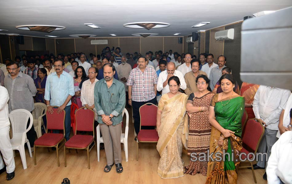 Celebrities pay homage to ANR at film chamber