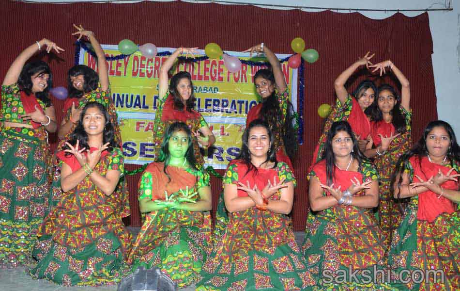 Students celebrate Cultural Programmes - Sakshi