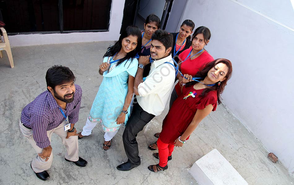 Kothoka Vintha Telugu Movie Stills