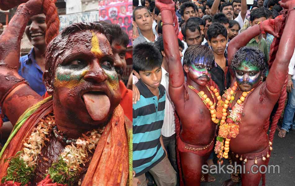 bonala festival celebrations in hyderabad - Sakshi