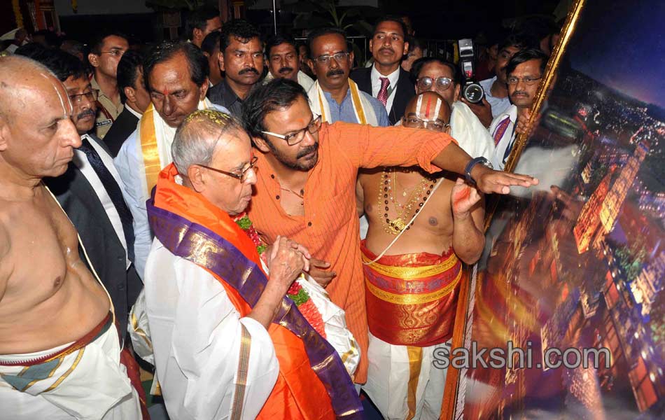 President pranab mukherjee to visit Yadagiri gutta - Sakshi