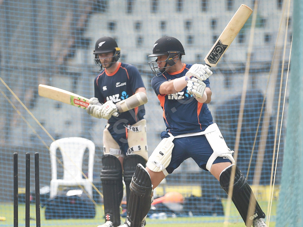 Indias cricket players practice in Mumbai - Sakshi