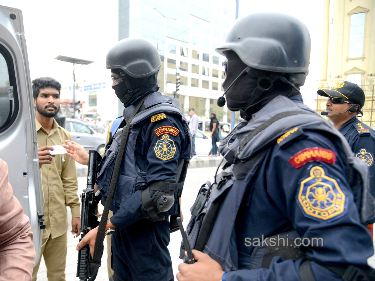 Telangana Octopus Police Conducts Search - Sakshi