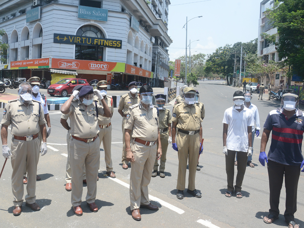  Lockdown in Andhra pradesh Photo Gallery - Sakshi