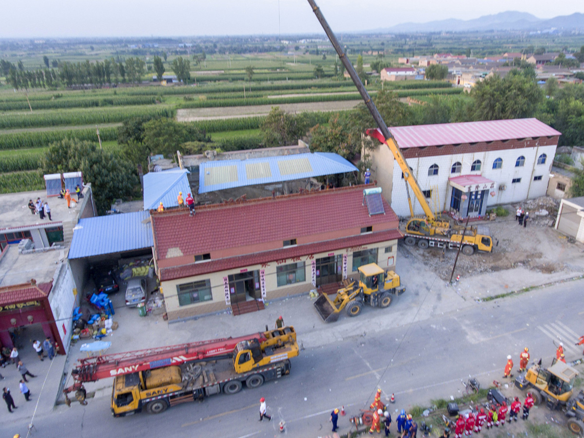  Restaurant Collapses In China Photo Gallery - Sakshi