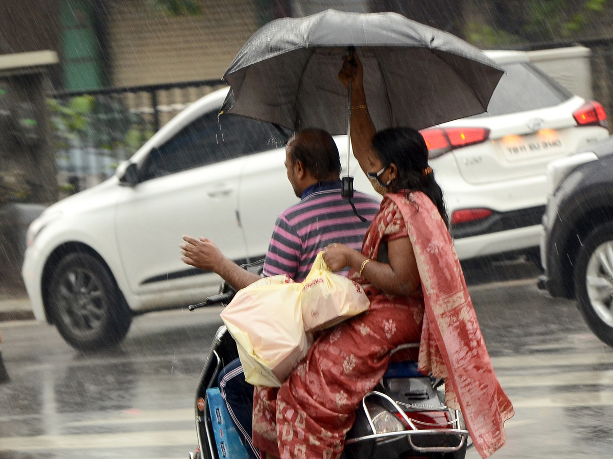  Heavy Rain In Hyderabad PHoto Gallery - Sakshi