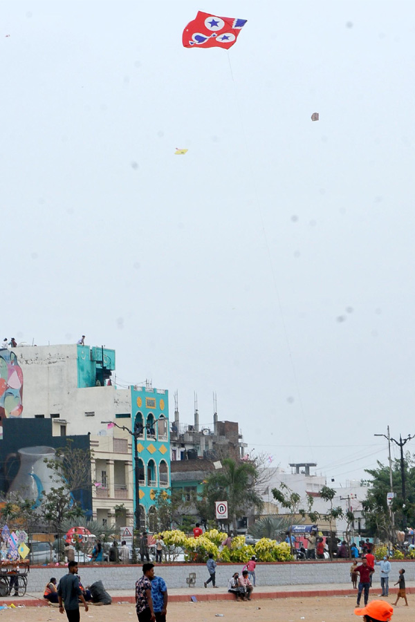 Hyderabad Kite Festival photo Gallery - Sakshi