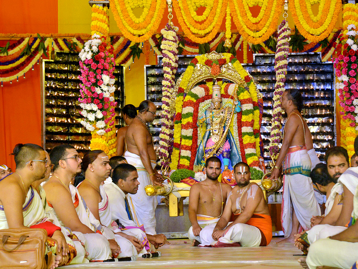 Sri Venkateswara Swamy Vaibhavotsavam in NTR Stadium Photo Gallery - Sakshi
