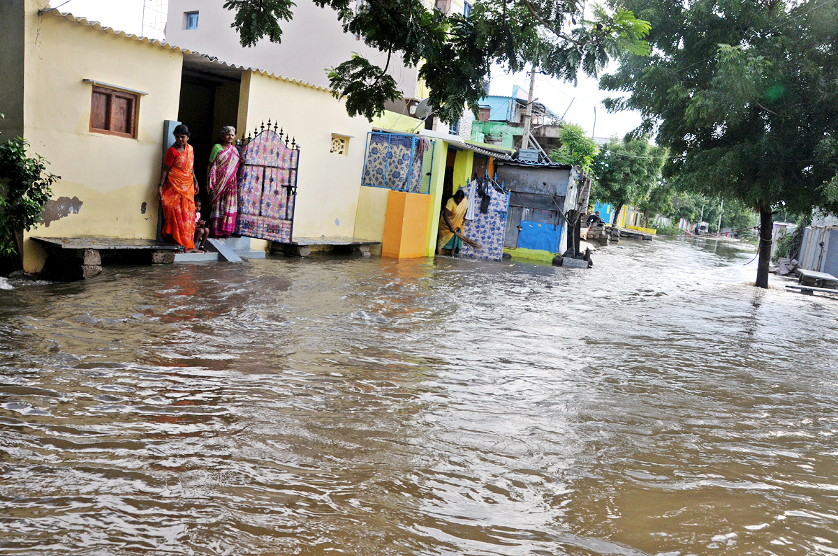 Heavy Rains in Sri Satyasai Dist - Sakshi