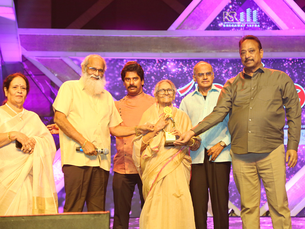 Santosham Awards 2022 Photos - Sakshi