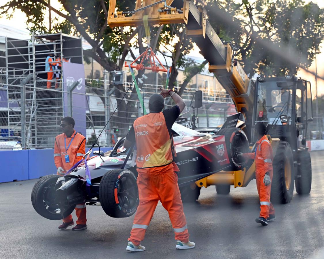 Formula E race At Hyderabad Photos - Sakshi