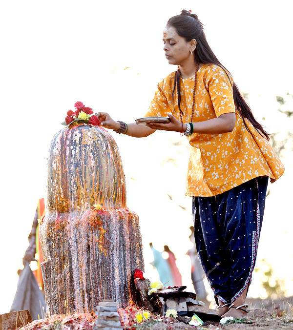 Keesaragutta Ramalingeswara Swamy Temple Mahashivratri Celebrations - Sakshi