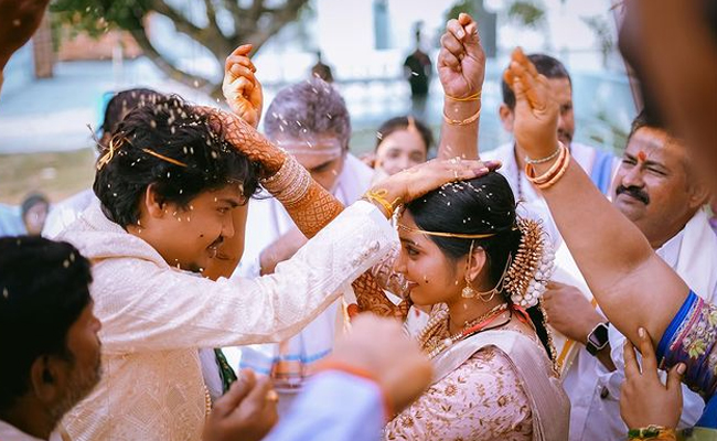 Jabardasth Kevvu Karthik Marriage Photos - Sakshi