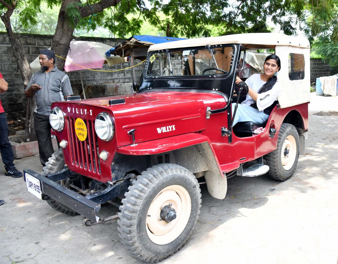 Vintage Vehicles Automobile Display At Sanjeevaiah Park - Sakshi