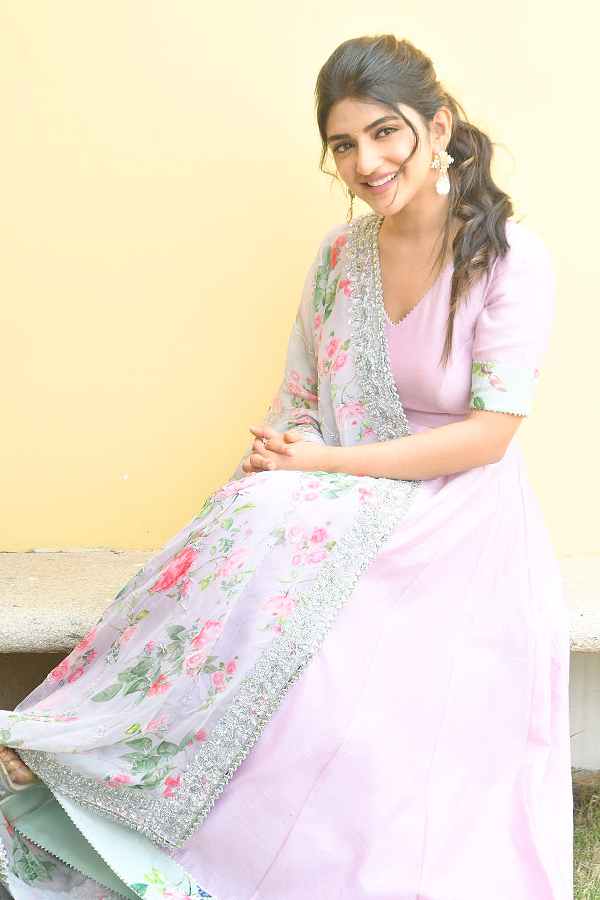 Actress Sreeleela Latest Stunning Looks Photos - Sakshi