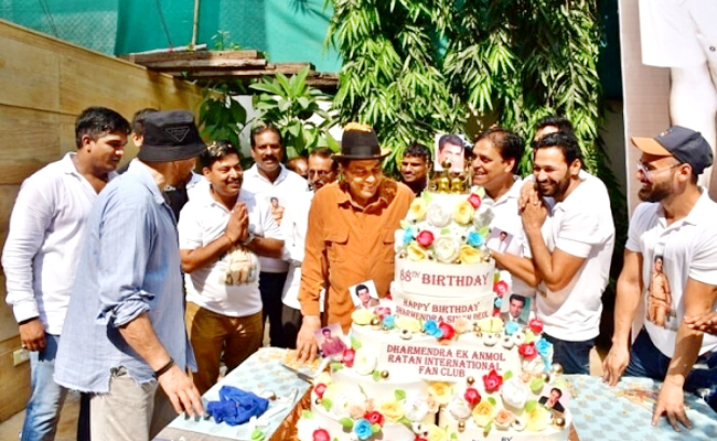 Dharmendra Celebrates His 88th Birthday With Giant 7-tier Cake With Sunny Deol Photos - Sakshi