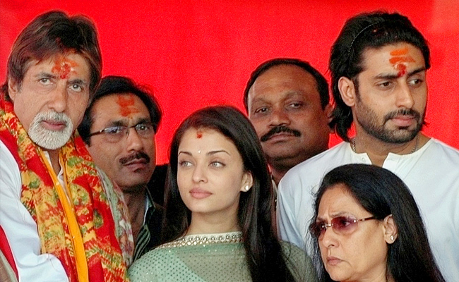 Aishwarya Rai Bachchan And Abhishek Bachchan Photos - Sakshi