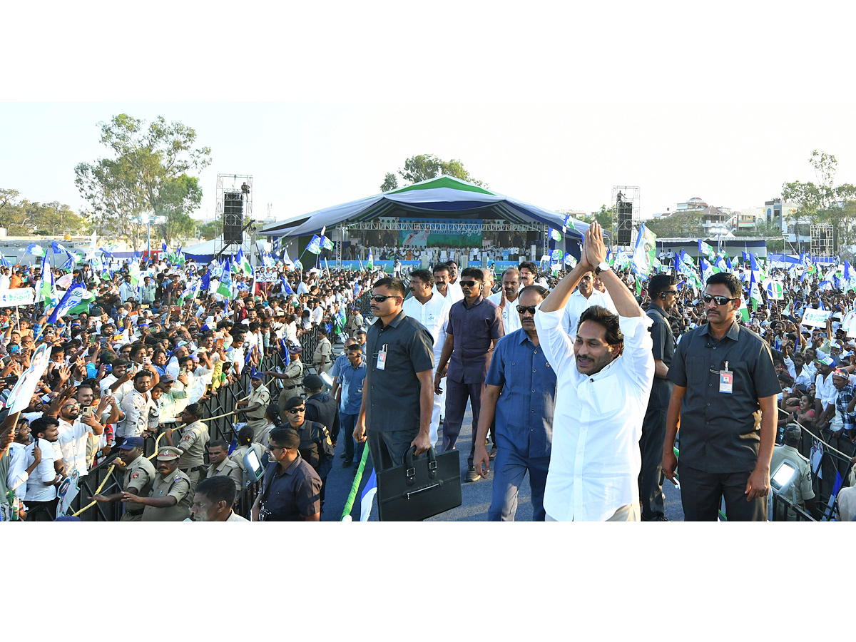 AP CM Y.S Jagan Mohan Reddy At Madanapalle Memantha Siddham Public Meeting Photos - Sakshi