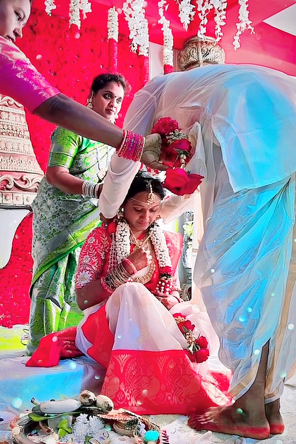 Jabardasth Lady Getup Mohan Wedding Photos - Sakshi