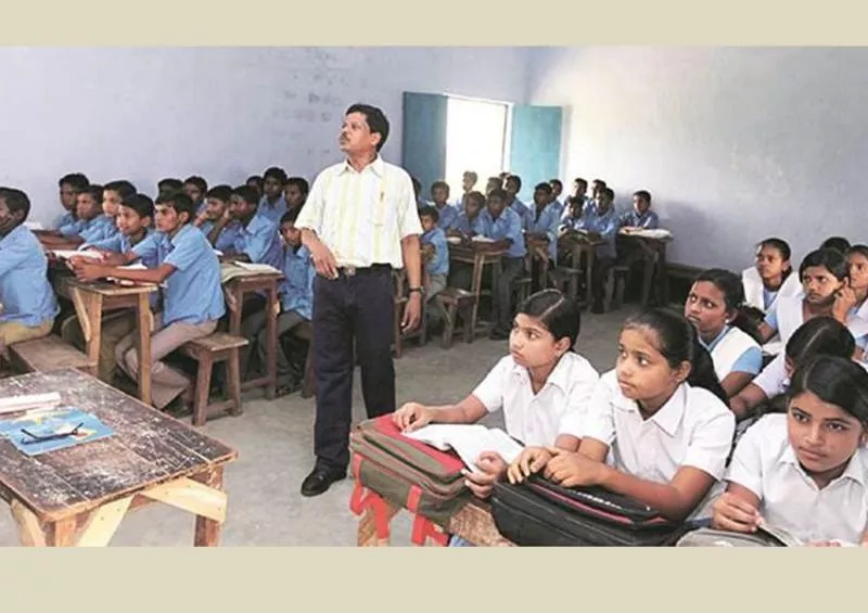 Un-trained teacher registration process this month ending - Sakshi