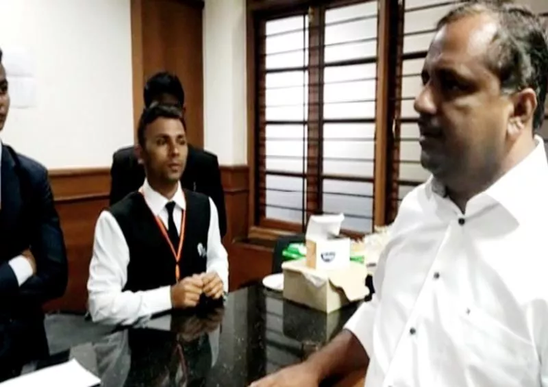 U.T.Khader Shocked On MRP Rates in Kannada Soudha - Sakshi