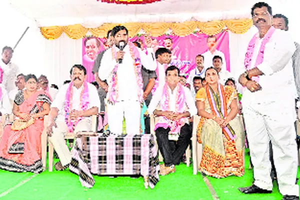 golden Telangana Possible with TRS party - Sakshi