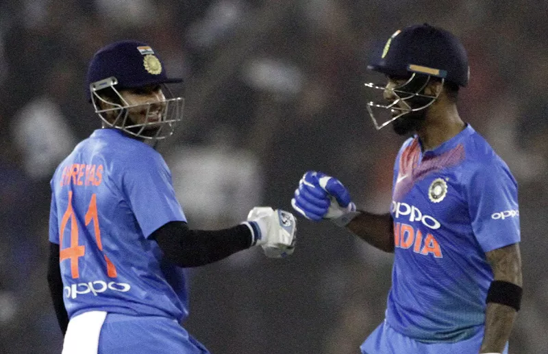 India set Sri Lanka a target of 181 runs in 1st T20 - Sakshi