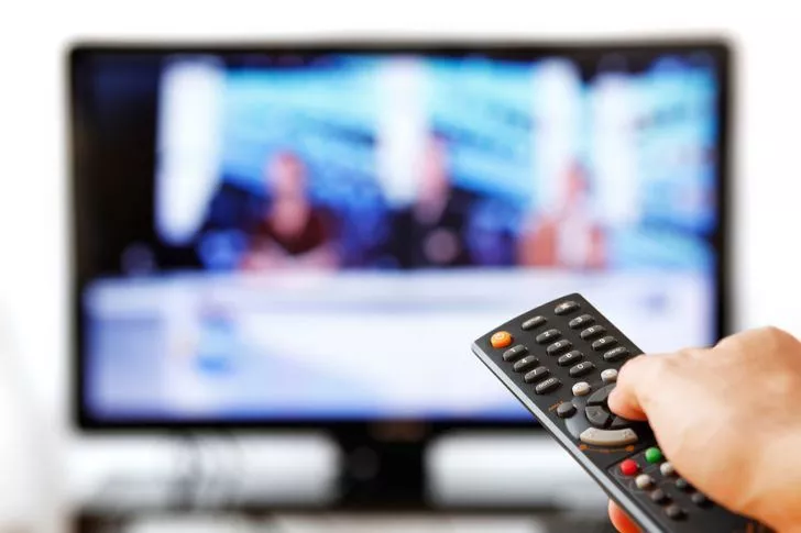 Watching excess TV leads to sperm count reduction by 35%, warns study - Sakshi