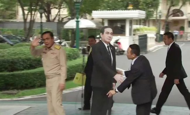 Thailand Prime Minister Prayuth defers media questions - Sakshi
