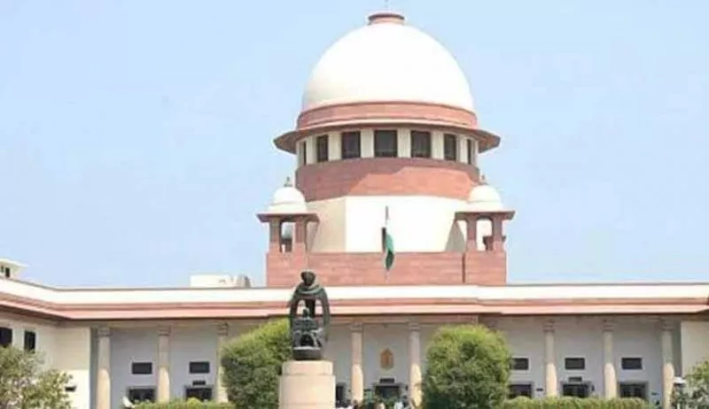 Aadhaar an 'electronic leash' on citizens: Senior advocate Shyam Divan in Supreme Court - Sakshi