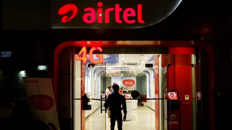 Airtel to offer 3.5 GB of 3G/4G data per day for 28 days - Sakshi