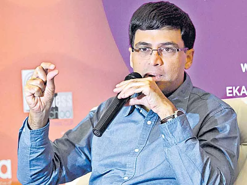 Viswanathan Anand feels India has a good chance of winning gold at the Chess Olympiad - Sakshi