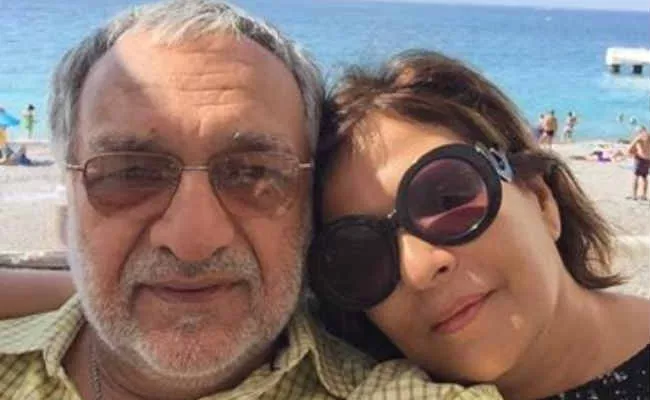 Pakistan Minister Shoots Wife - Sakshi