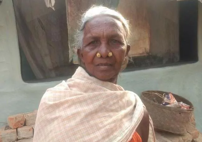 Elderly Woman Struggling For Own House - Sakshi