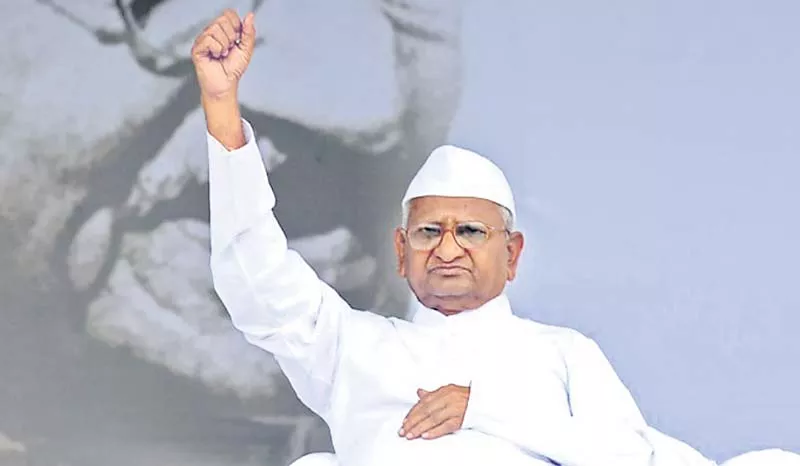 Anna Hazare seeks roadmap on implementation of demands before ending hunger strike, to meet Nitin Gadkari tomorrow - Sakshi