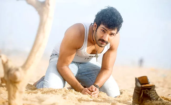 Aadhi Pinisetty Rejects Villain And Character Roles - Sakshi