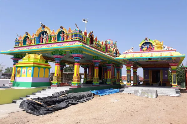 Venkateswara New Temple Stari In Nizamabad District - Sakshi