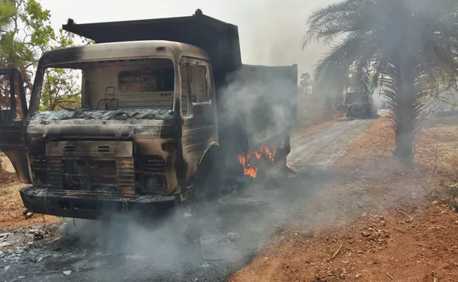 Maoists Burned Vehicles In Sukma - Sakshi