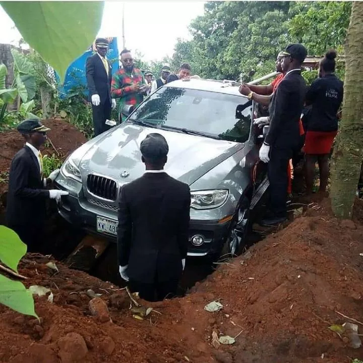 Nigerian man buries his father in a brand new BMW - Sakshi