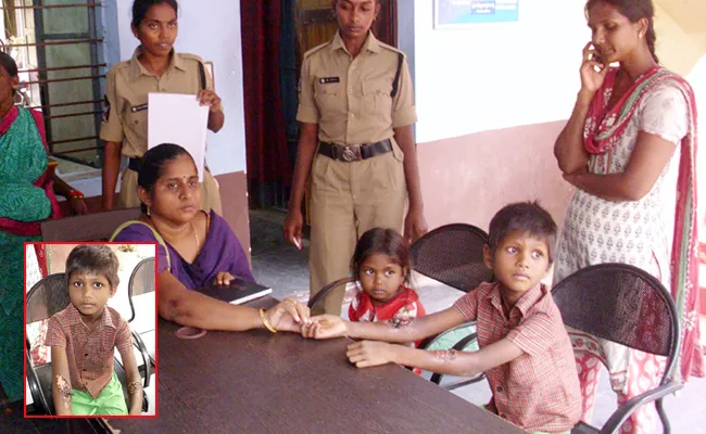 Mother Punish To Kid In PSR Nellore - Sakshi