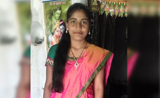 B.Tech Student Who attempted suicide died - Sakshi