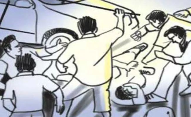 Mob Lynches A Man Over Suspicion Of Cattle Theft - Sakshi