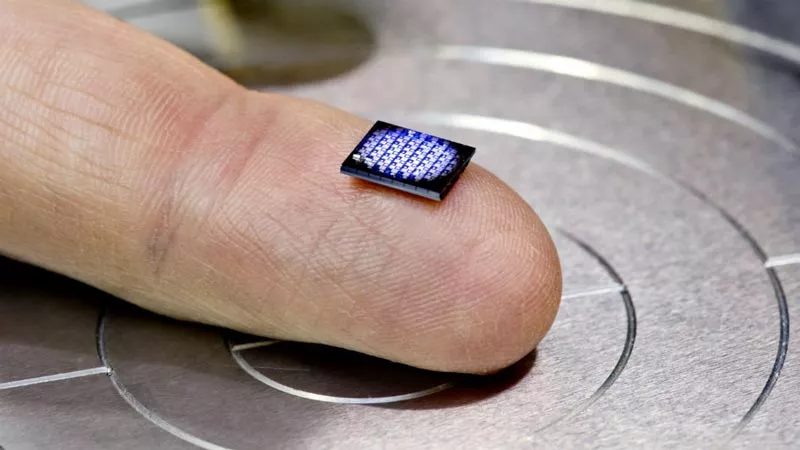 Michigan University Developed World Smallest Computer - Sakshi
