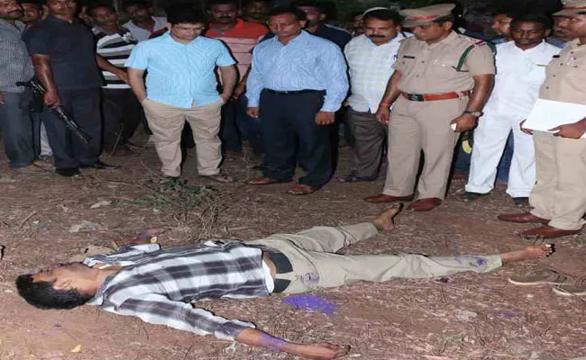 Home Guard Commits Suicide In KHAMMAM - Sakshi