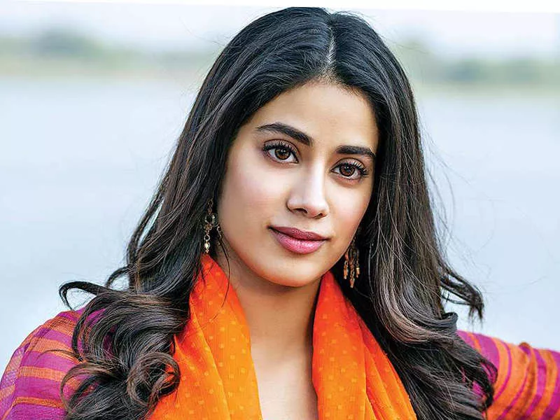 I Can Become The PM Says Janhvi Kapoor - Sakshi