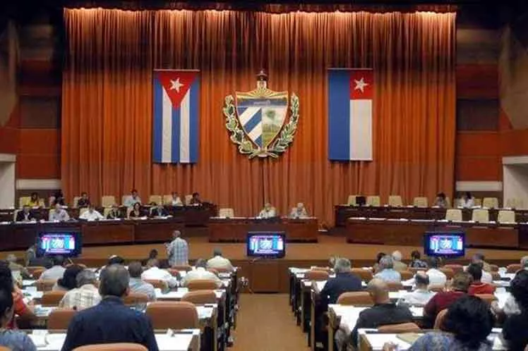 Communist-run Cuba to recognise private property in new constitution  - Sakshi