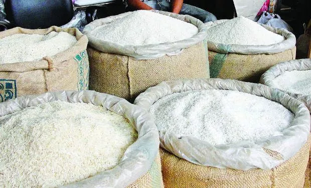 Illegal transportation of ration rice - Sakshi